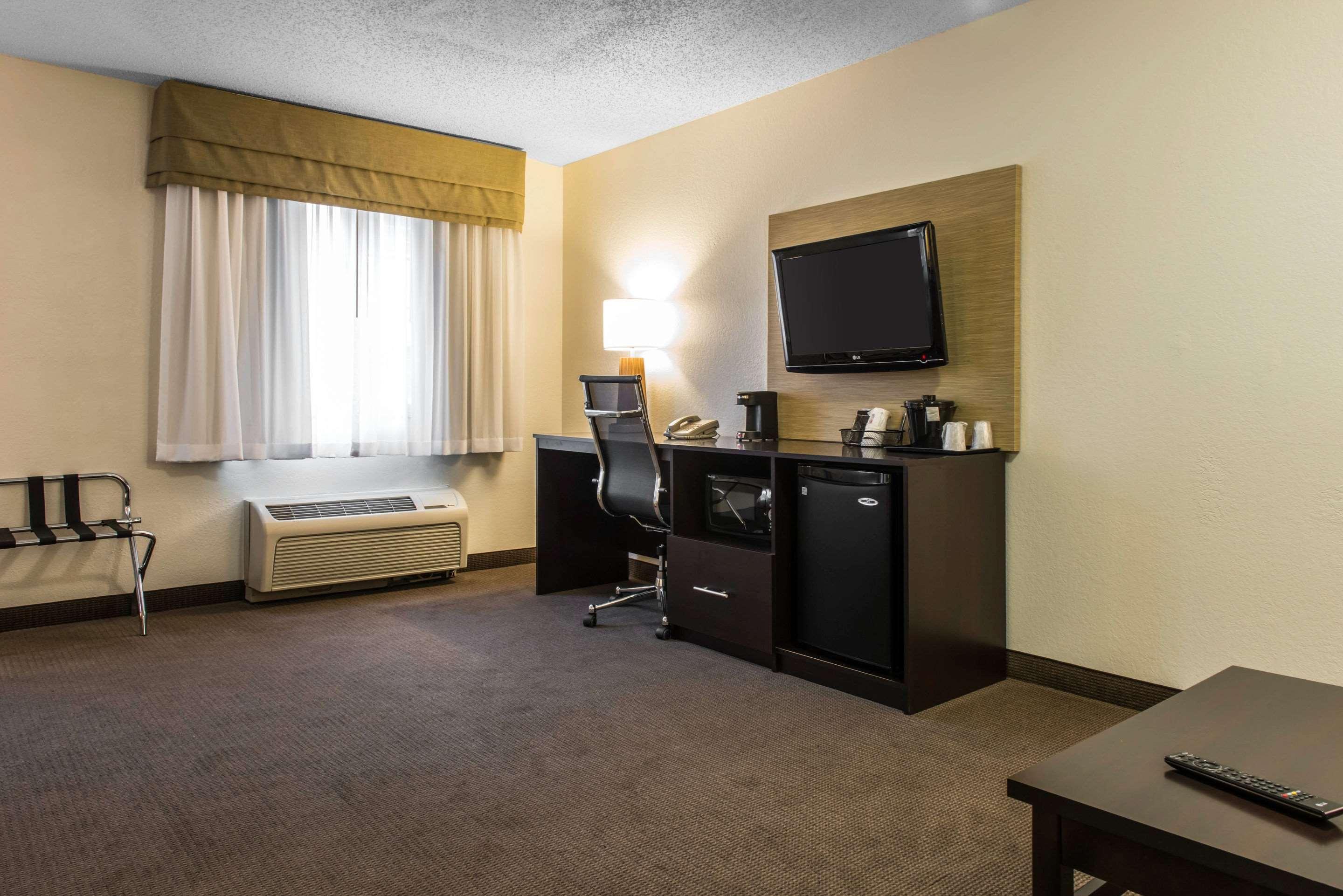 Sleep Inn & Suites Pittsburgh Imperial Exterior foto